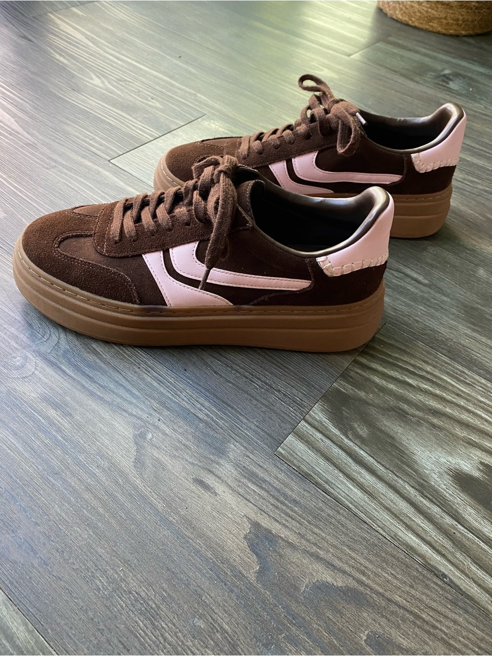 Steve Madden Dodge Platform Sneakers